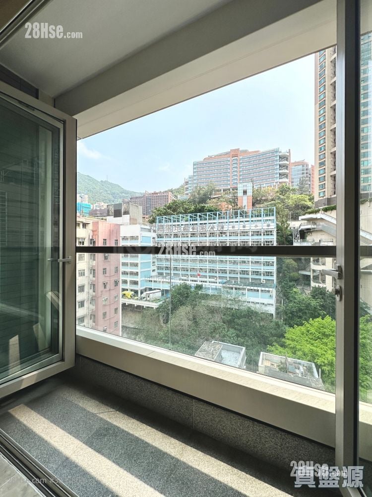 Eight South Lane Sell 1 Bedroom , 1 Bathroom 315 ft²