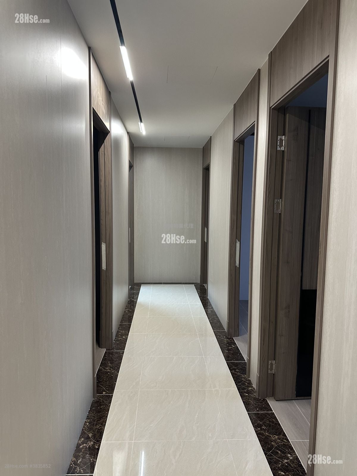 On Wah Industrial Building Rental 1 Toilet