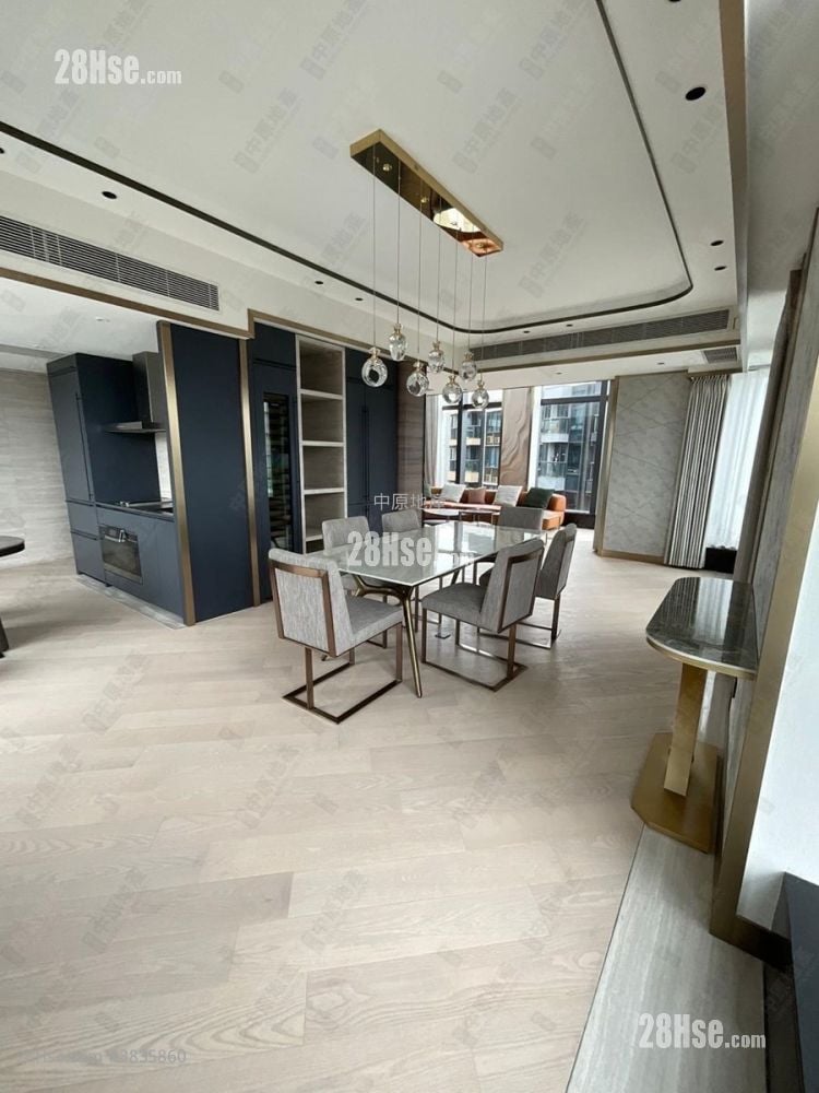 Fleur Pavilia Sell 4 Bedrooms , 5+ Bathrooms 2,502 ft²