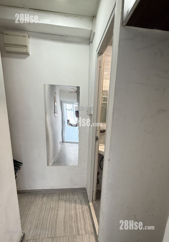 Wah Tak Building Rental 1 Bedroom , 1 Bathroom 200 ft²