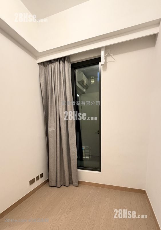 Baker Circle Greenwich Rental 2 Bedrooms , 1 Bathroom 277 ft²