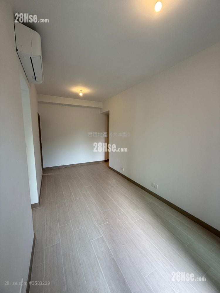 Chill Residence Rental 3 Bedrooms , 1 Bathroom 589 ft²