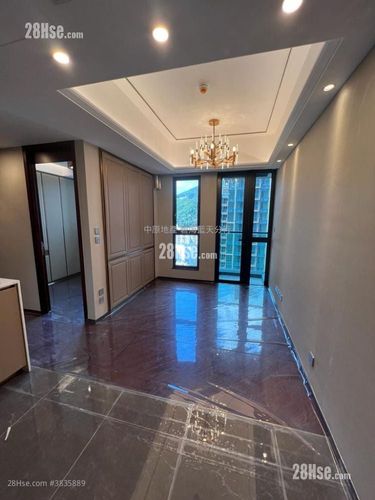 The Vertex Sell 2 Bedrooms , 1 Bathroom 438 ft²