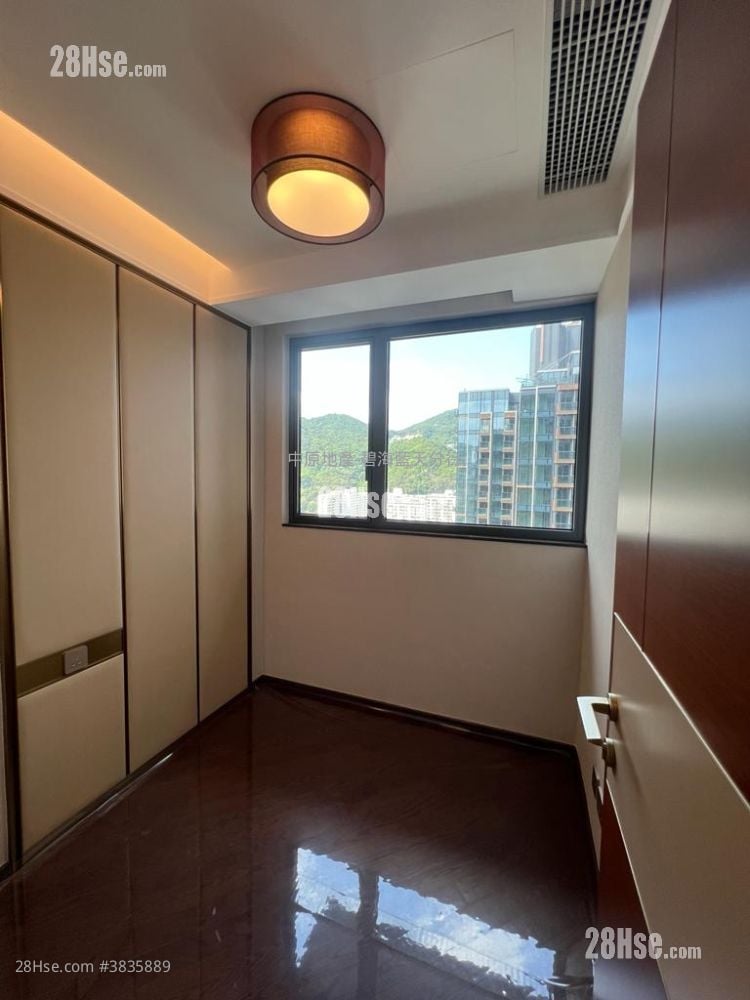 The Vertex Sell 2 Bedrooms , 1 Bathroom 438 ft²