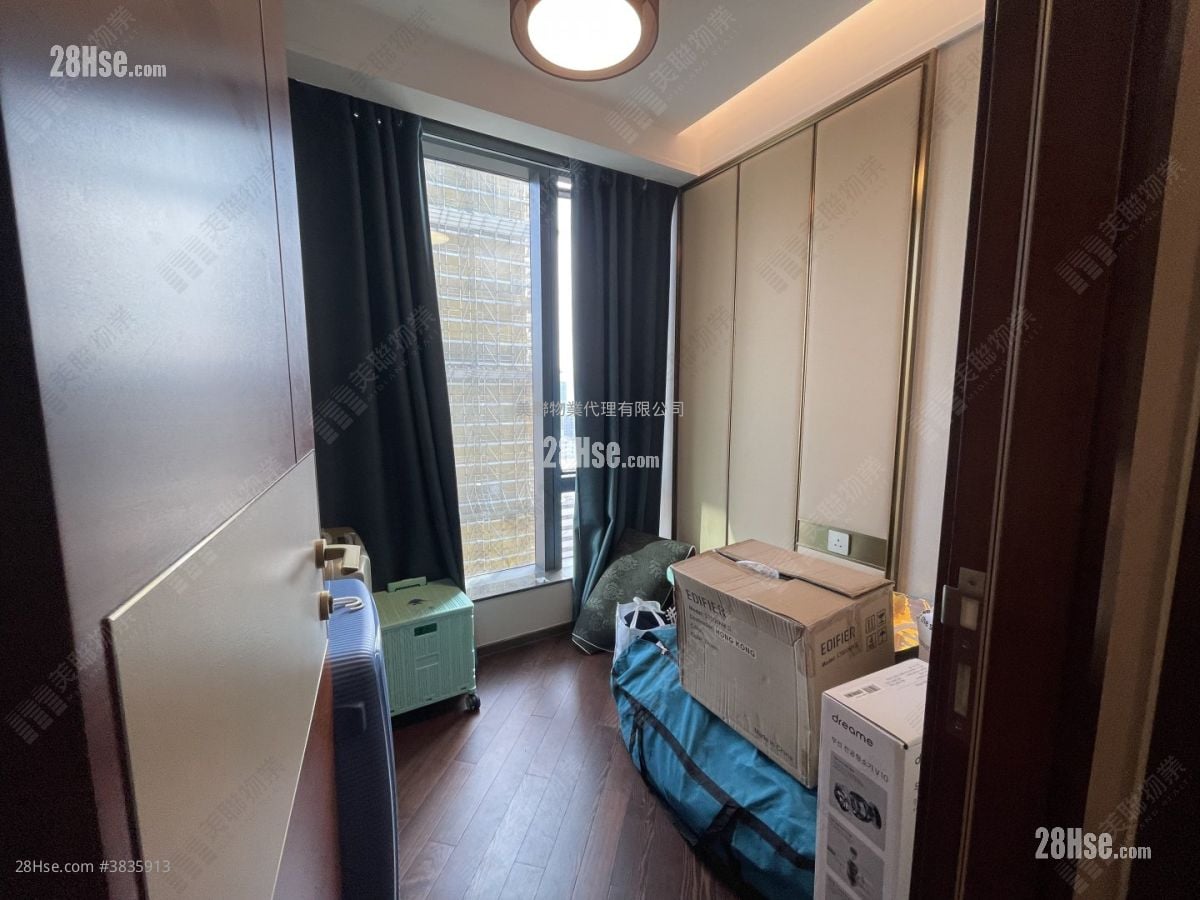 The Vertex Sell 2 Bedrooms 408 ft²