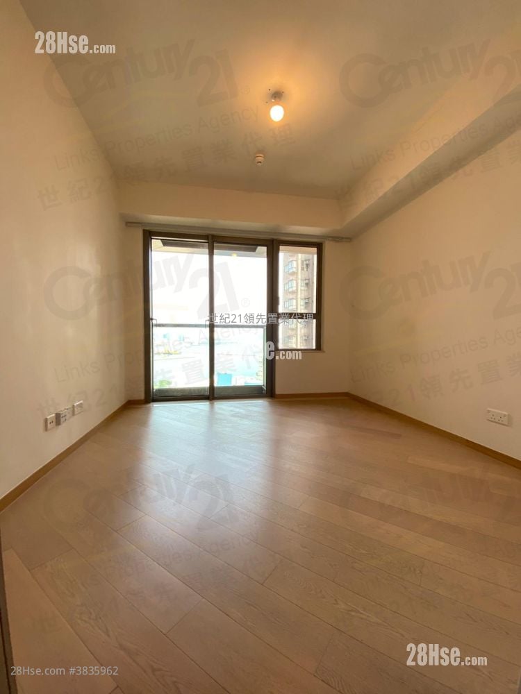 Upper East Sell Studio , 1 Bathroom 230 ft²
