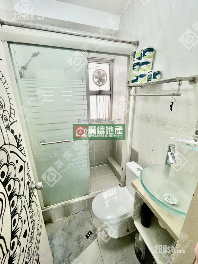 昌发大厦 售盘 2 房 , 1 浴室 325 平方尺