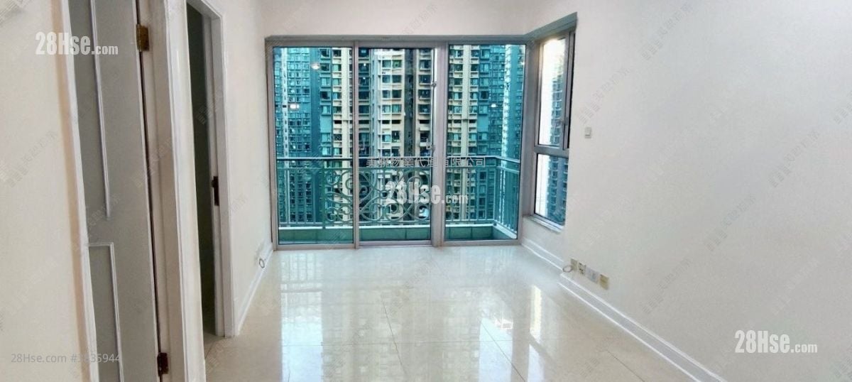 Banyan Garden Sell 2 Bedrooms 469 ft²