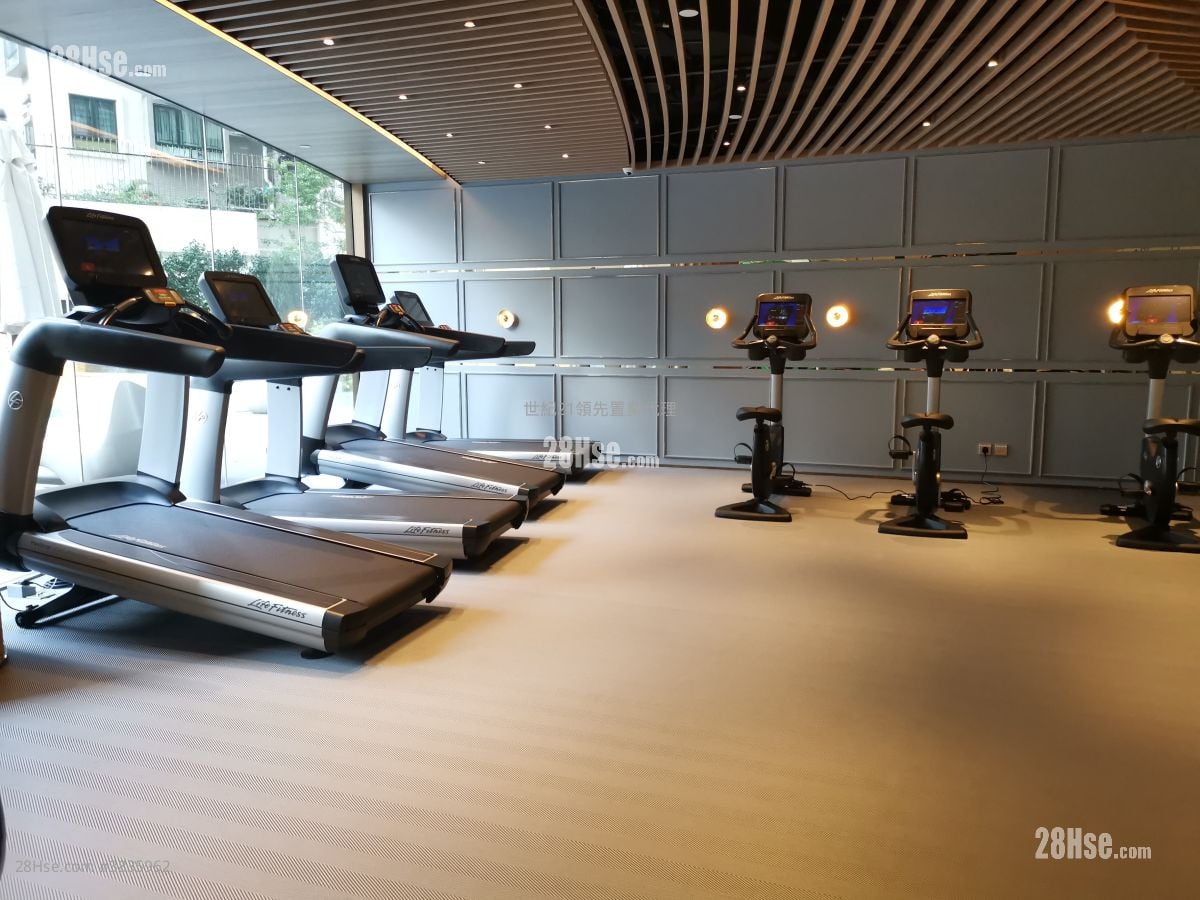 Upper East Sell Studio , 1 Bathroom 230 ft²