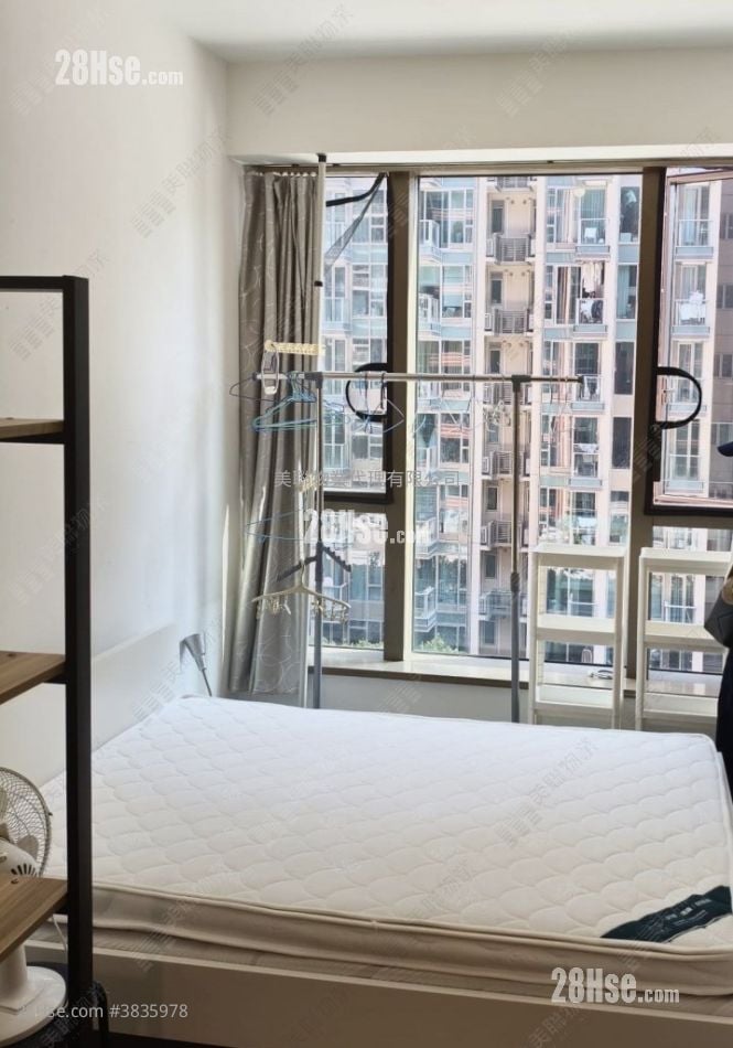 Centra Horizon Sell Studio , 1 Bathroom 251 ft²