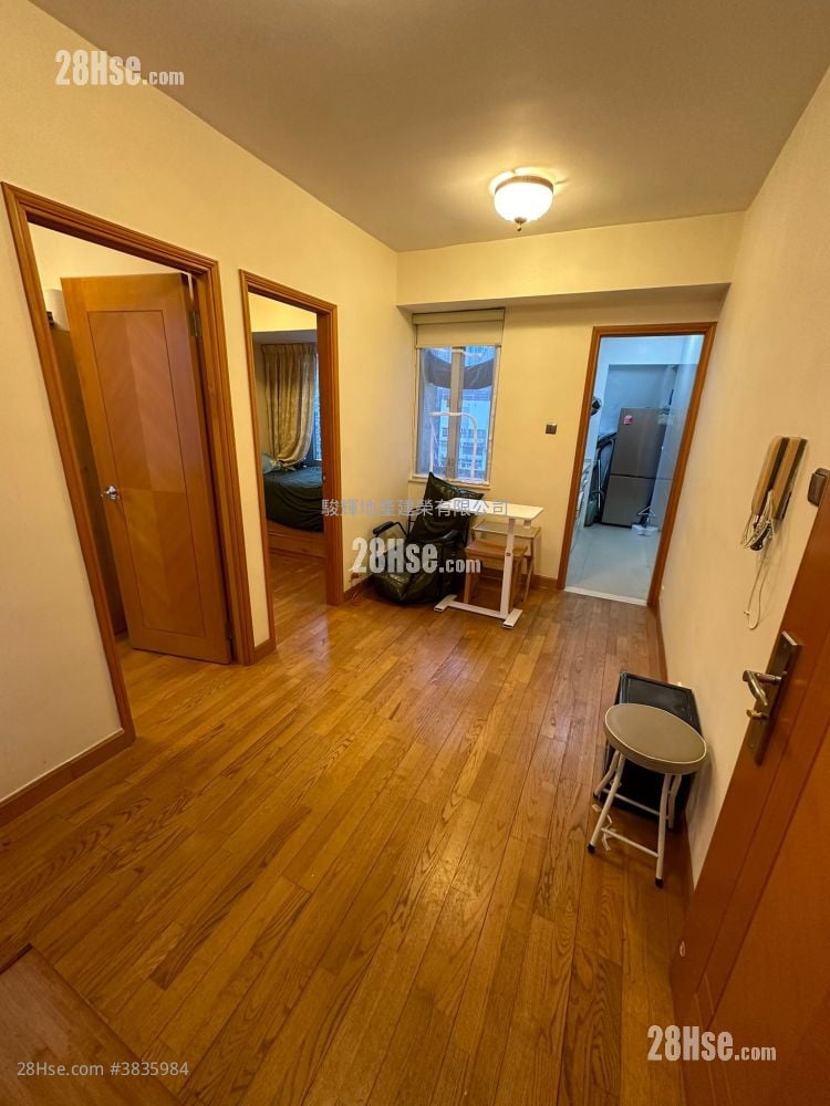 Bo Lun Building Rental 2 Bedrooms , 1 Bathroom 308 ft²