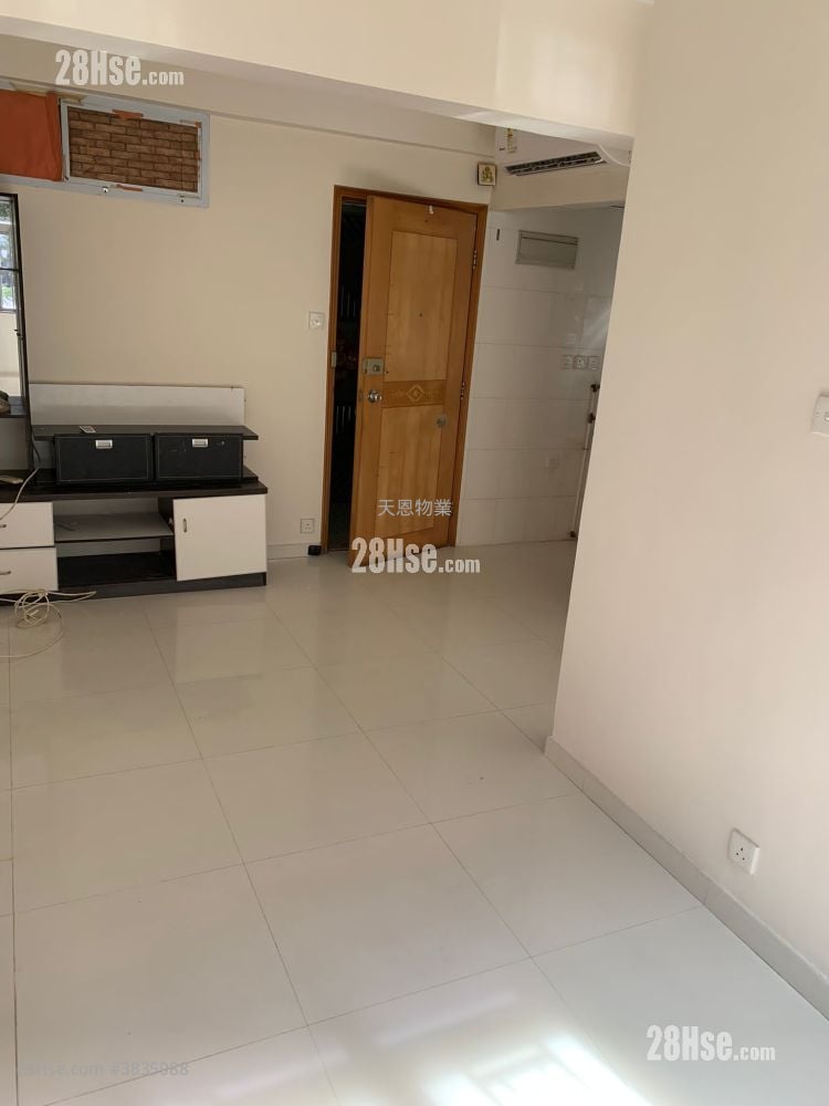 Chai Wan Rental 300 ft²