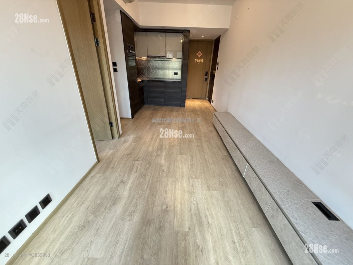 Phase 1B Of The Campton Sell 1 Bedroom 382 ft²