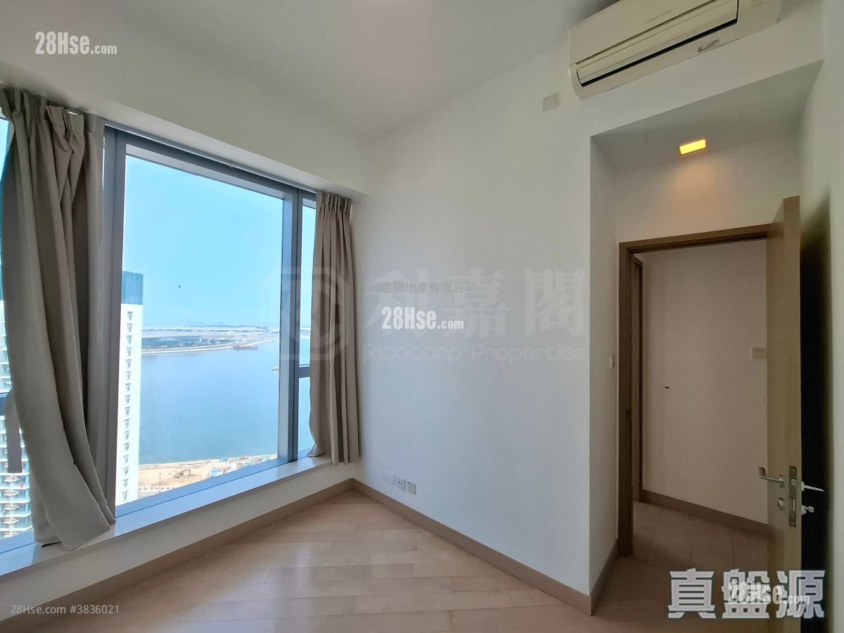 Century Link Sell 3 Bedrooms 572 ft²