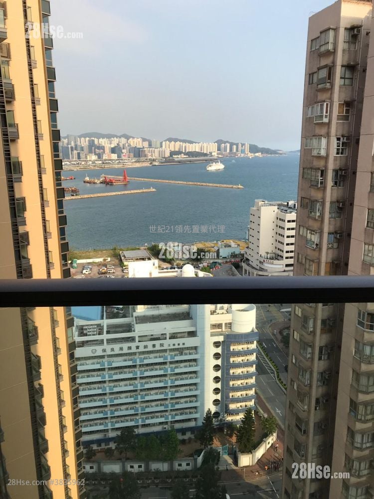 Upper East Sell Studio , 1 Bathroom 230 ft²