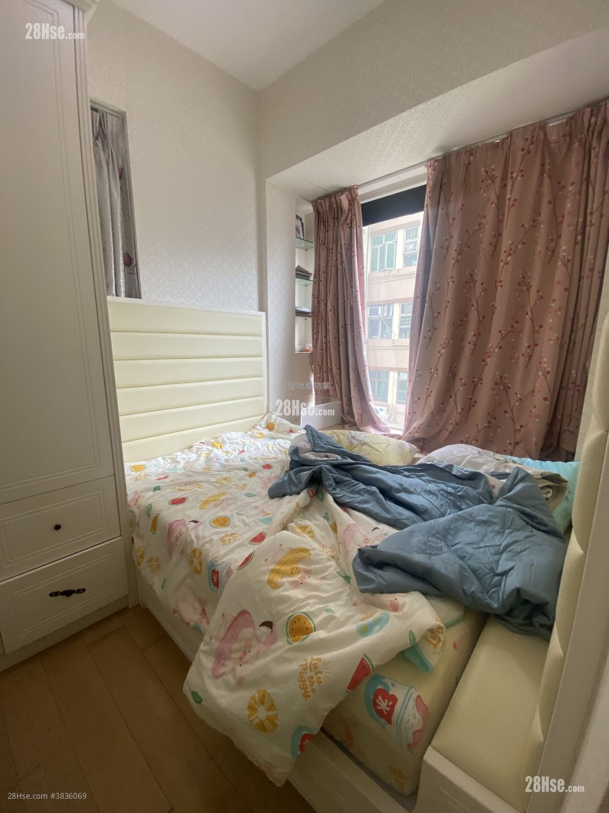 Gardenia Sell 3 Bedrooms , 2 Bathrooms 591 ft²