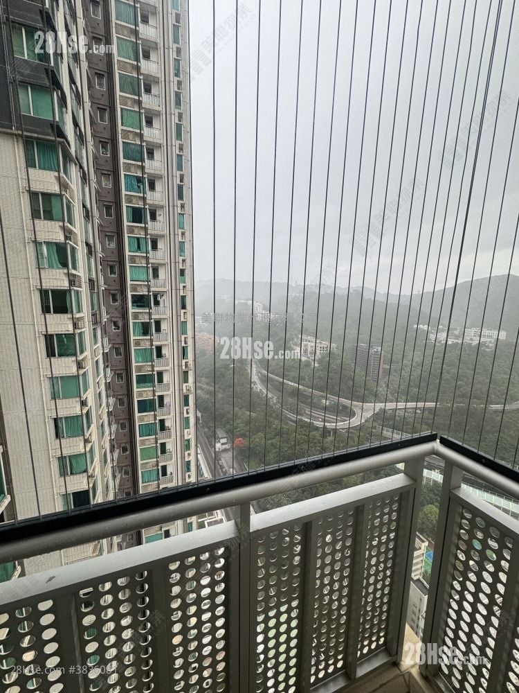 Festival City Rental 3 Bedrooms , 2 Bathrooms 688 ft²