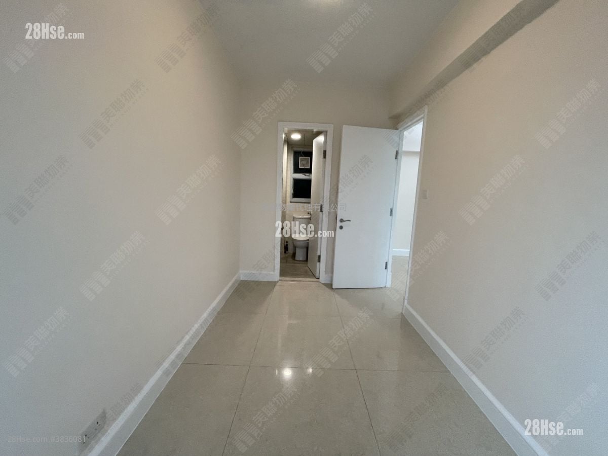 Festival City Rental 3 Bedrooms , 2 Bathrooms 688 ft²