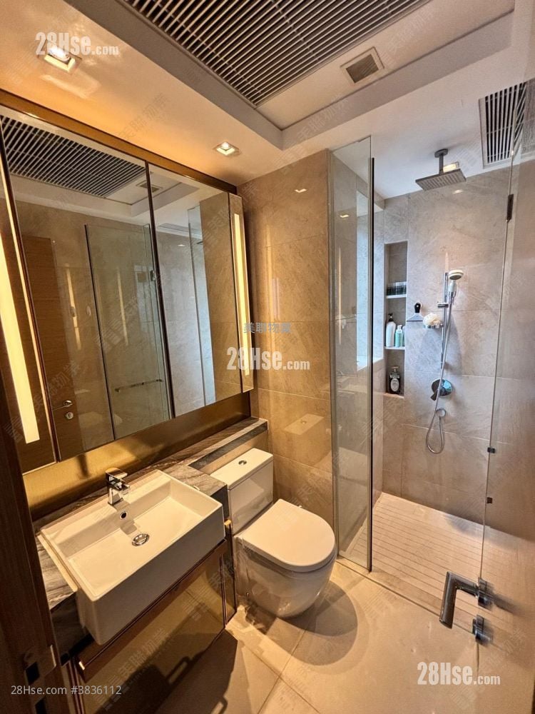 Century Link Sell 2 Bedrooms , 1 Bathroom 461 ft²