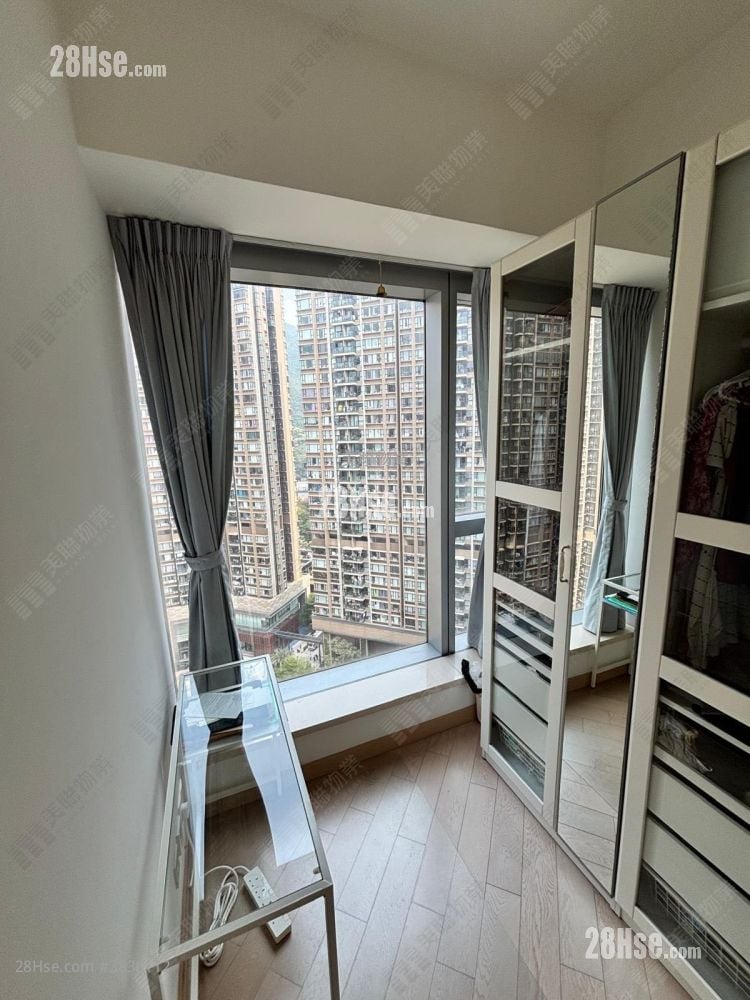 Century Link Sell 2 Bedrooms , 1 Bathroom 461 ft²