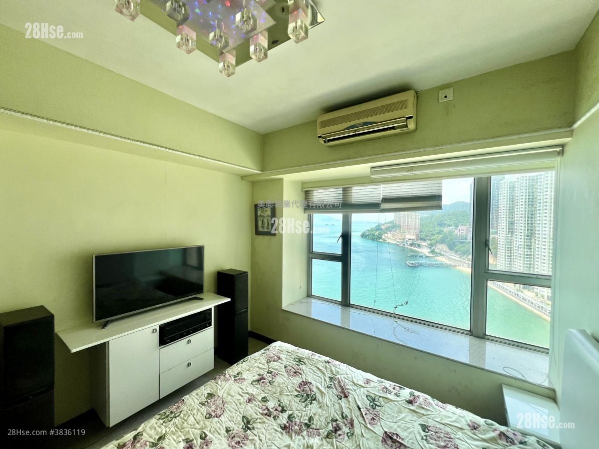 master room: Bellagio Sell 3 Bedrooms , 3 Bathrooms 935 ft²