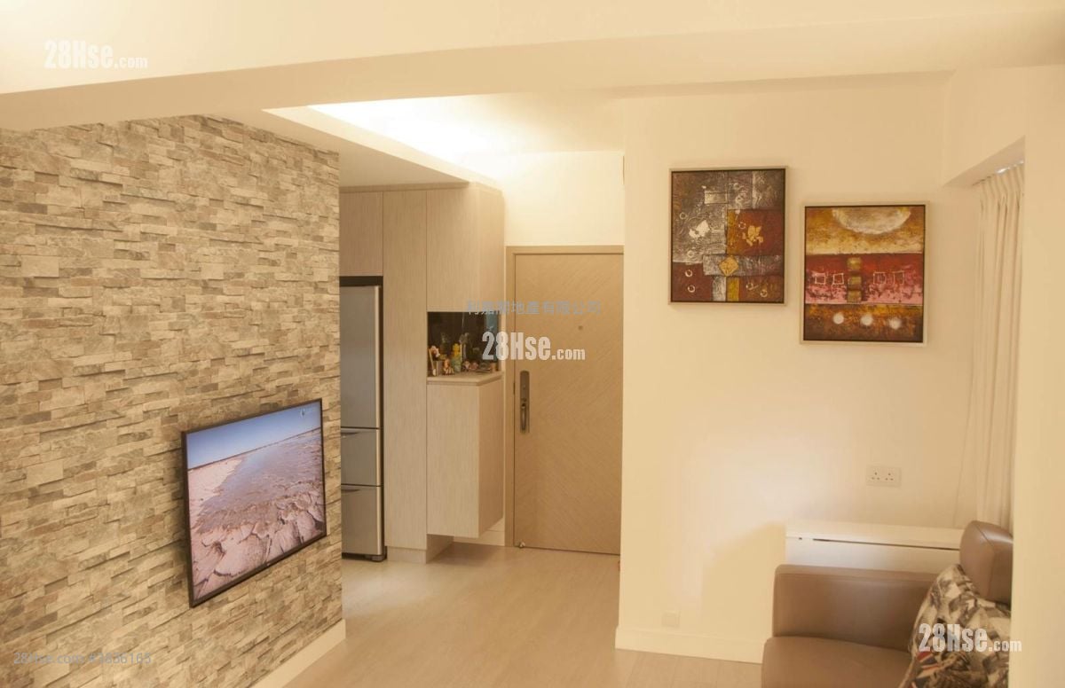 Wai Wah Centre Rental 358 ft²
