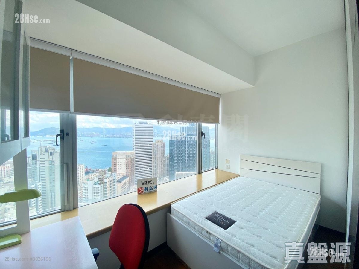 Eivissa Crest Sell 1 Bedroom , 1 Bathroom 389 ft²