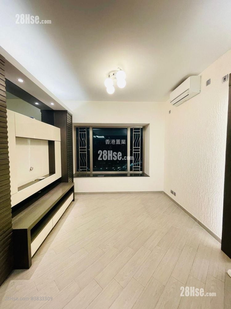 Sorrento Rental 3 Bedrooms 748 ft²