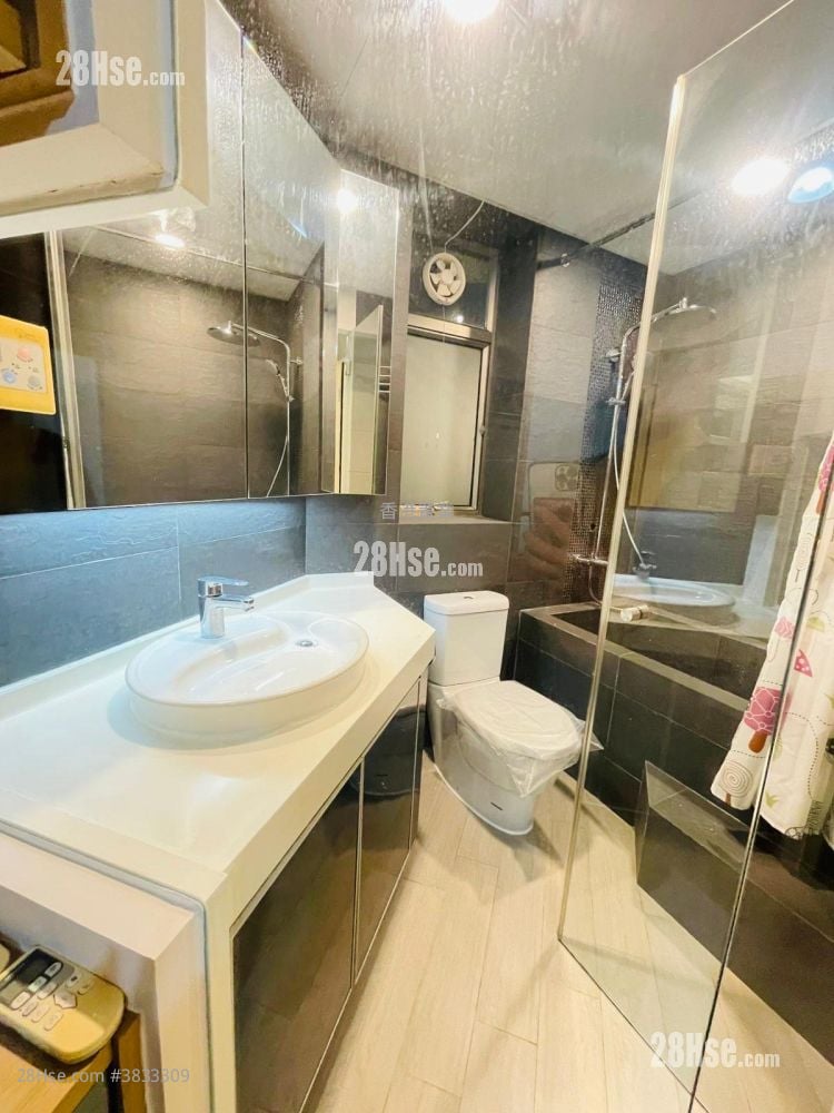 Sorrento Rental 3 Bedrooms 748 ft²