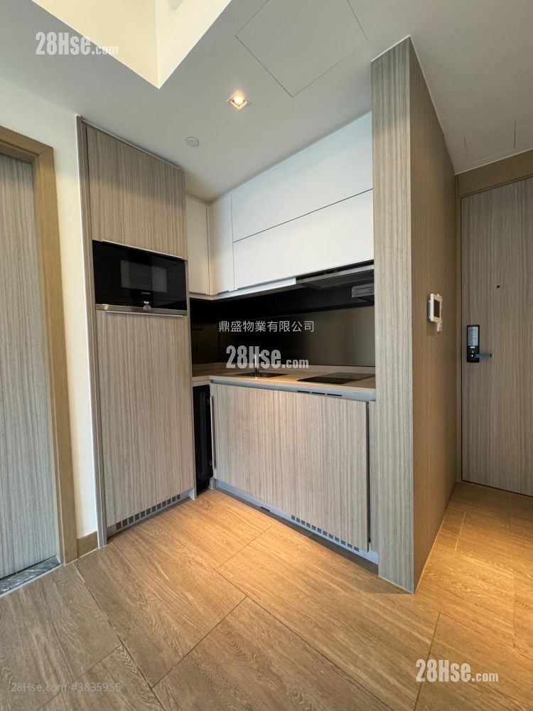 Lime Gala Rental 1 Bedroom , 1 Bathroom 353 ft²