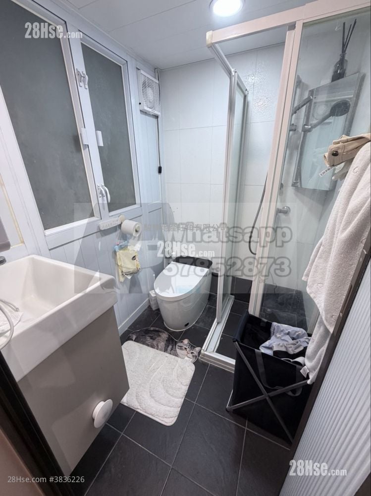 King's Mansion Sell 2 Bedrooms , 2 Bathrooms 438 ft²