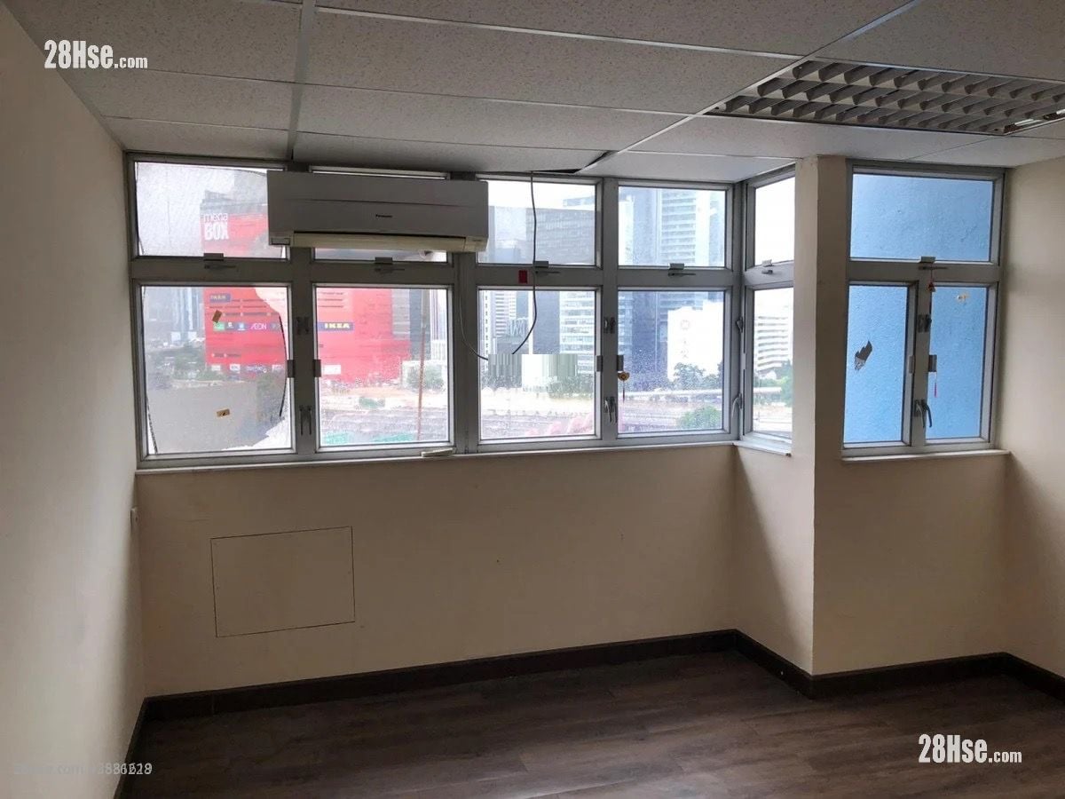 Pacific Trade Centre Rental 3 Bedrooms , 1 Toilet 1,300 ft²