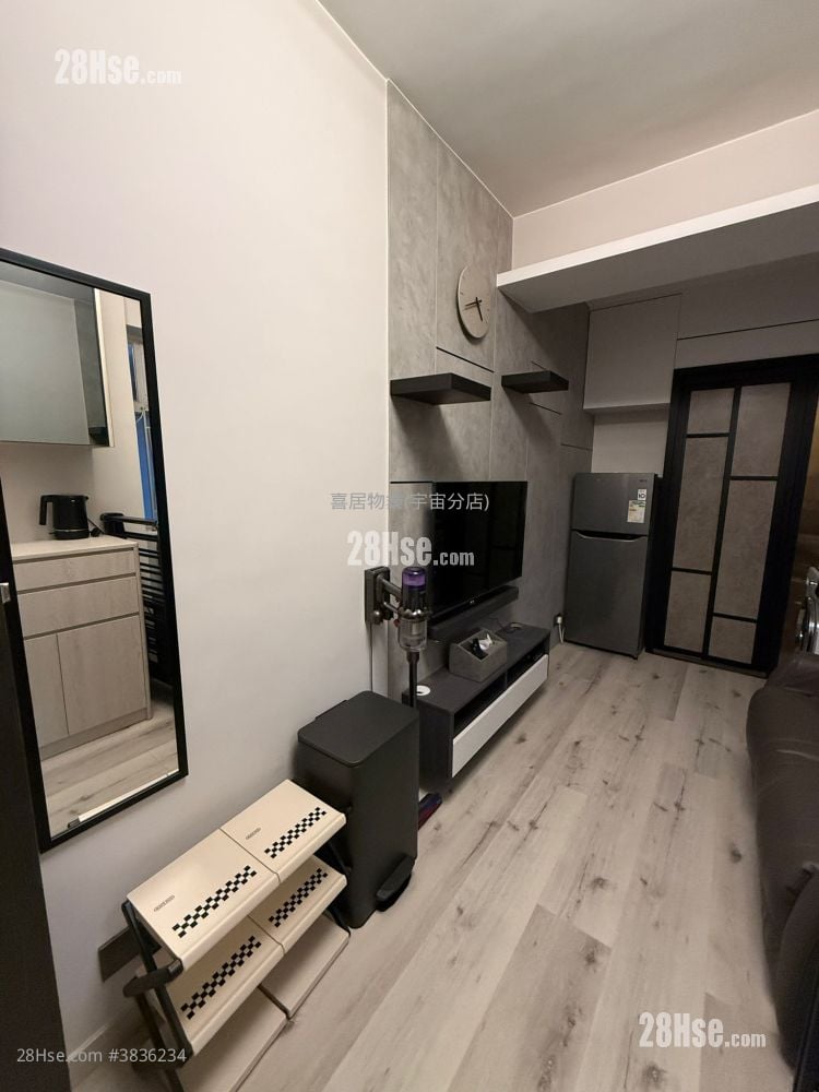 Hin Fai Building Rental 1 Bedroom , 1 Bathroom 210 ft²