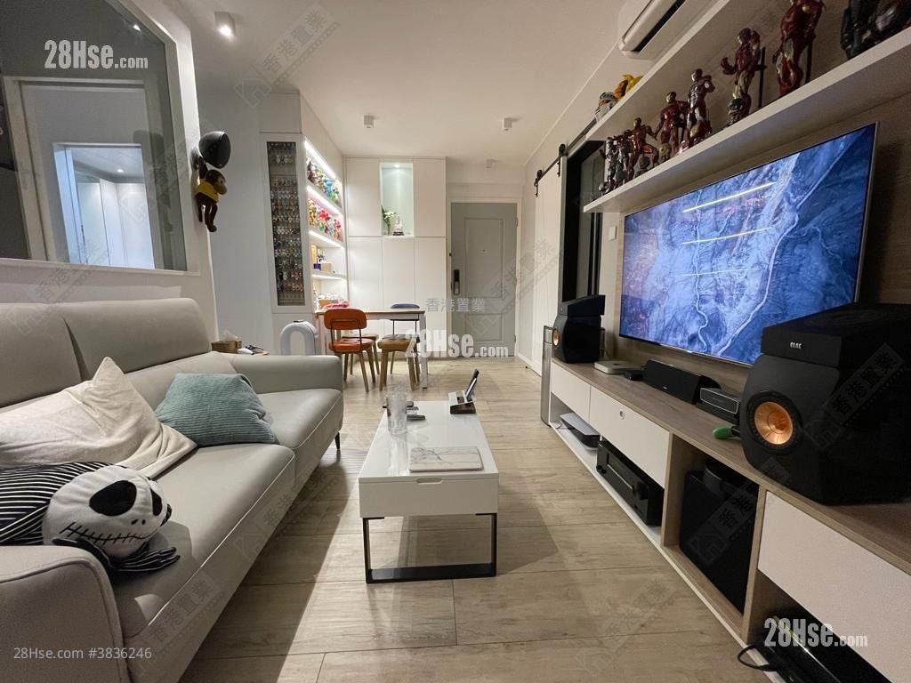 Nob Hill Sell 2 Bedrooms , 1 Bathroom 455 ft²