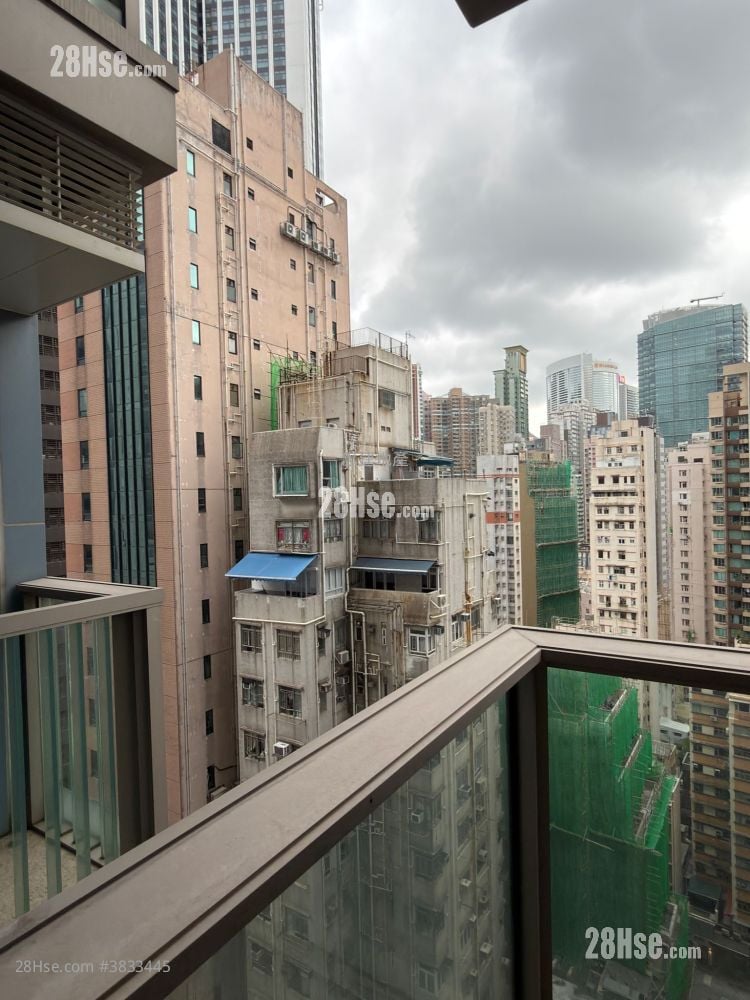 The Avenue Rental Studio , 1 Bathroom 339 ft²