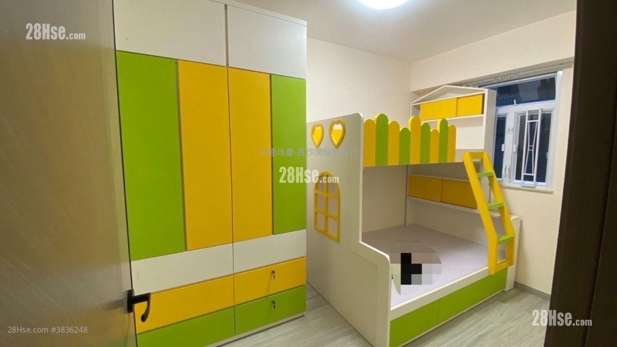 Kinga Court Sell 2 Bedrooms 447 ft²