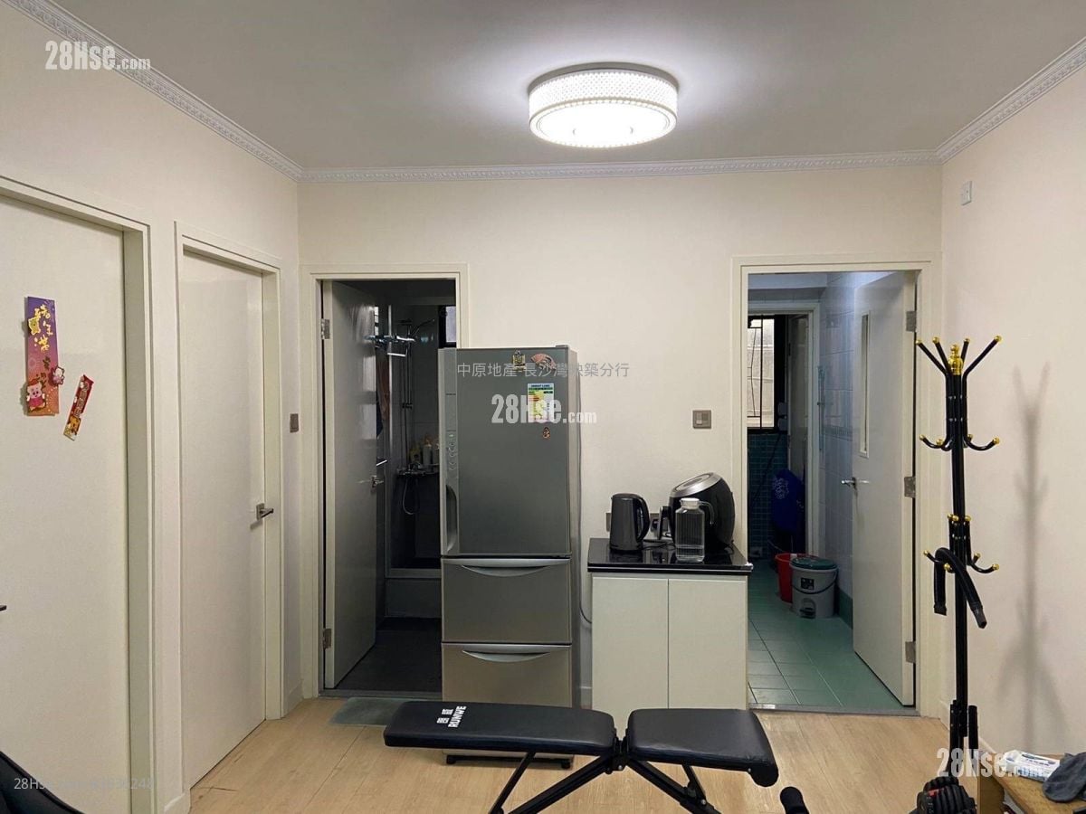 Kinga Court Sell 2 Bedrooms 447 ft²