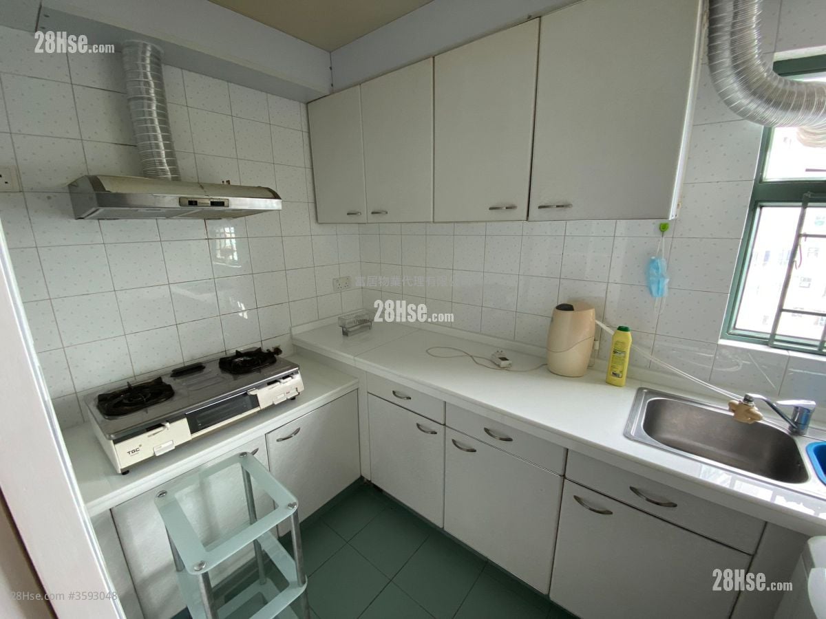 Sea Crest Villa Rental 3 Bedrooms , 1 Bathroom 561 ft²