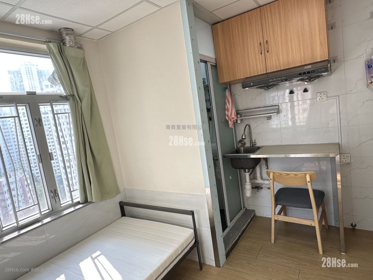 Hutchison Estate Rental Studio , 1 Bathroom 498 ft²