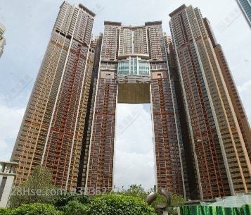 The Arch Rental 3 Bedrooms , 2 Bathrooms 846 ft²