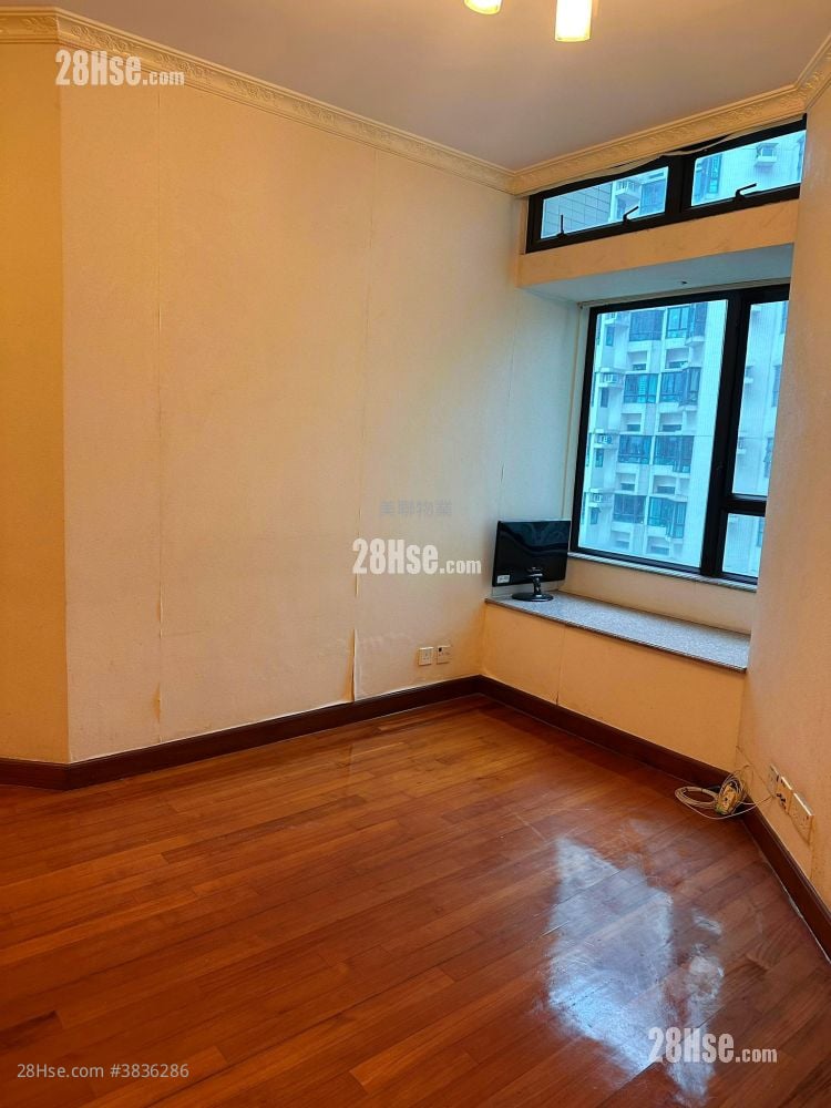 Grand Horizon Sell 2 Bedrooms , 1 Bathroom 463 ft²