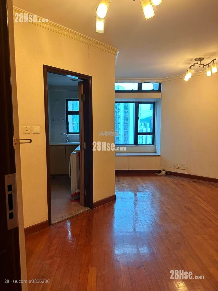 Grand Horizon Sell 2 Bedrooms , 1 Bathroom 463 ft²