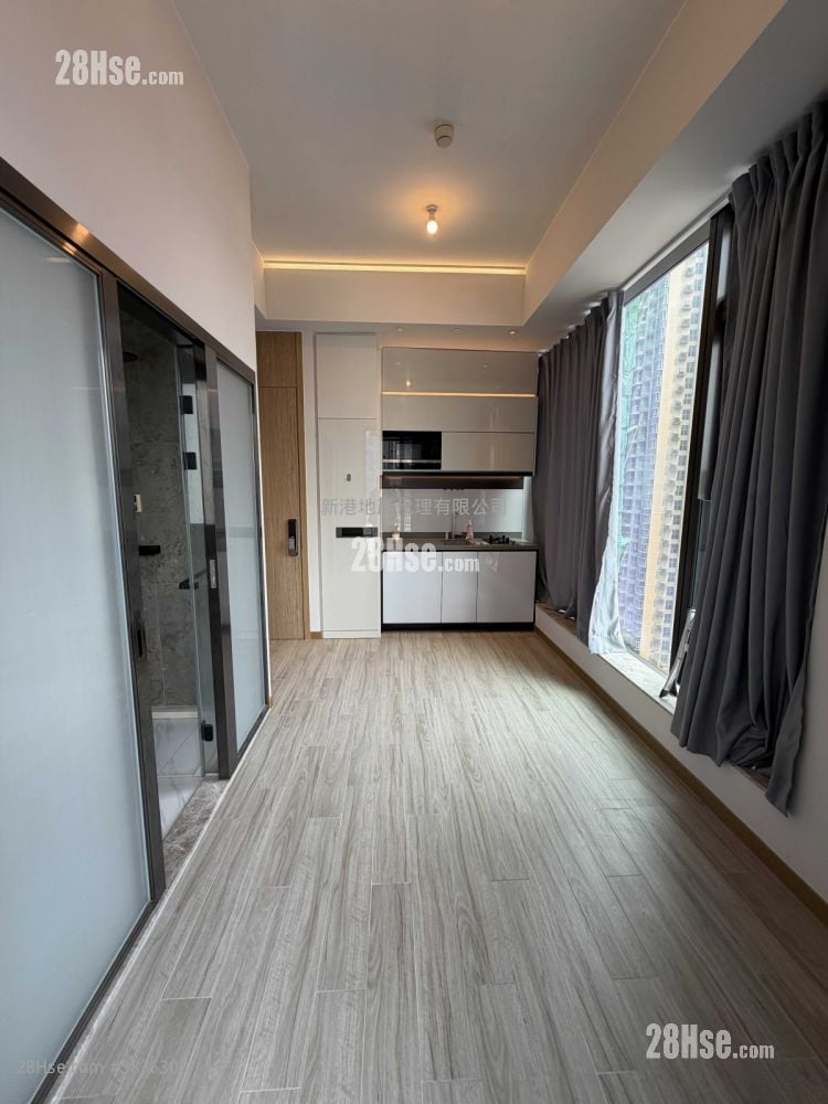 The Vantage Rental Studio , 1 Bathroom 214 ft²