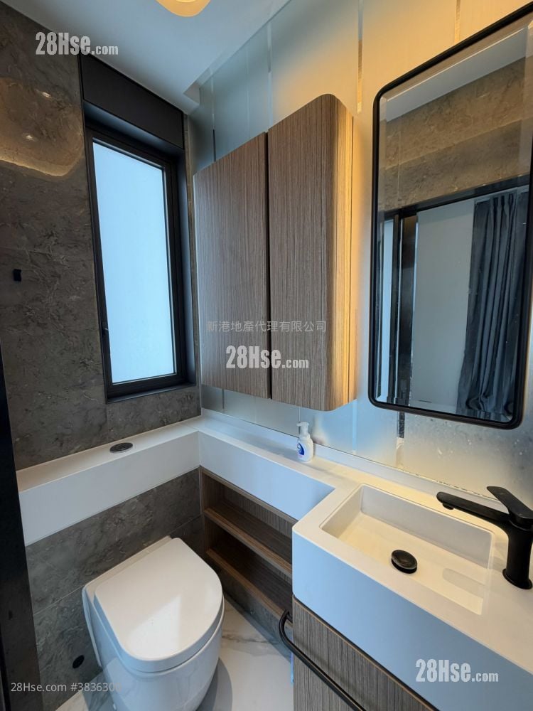 The Vantage Rental Studio , 1 Bathroom 214 ft²