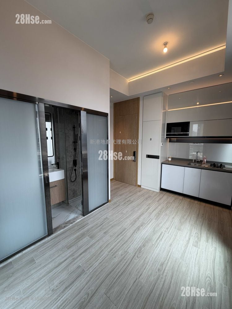 The Vantage Rental Studio , 1 Bathroom 214 ft²