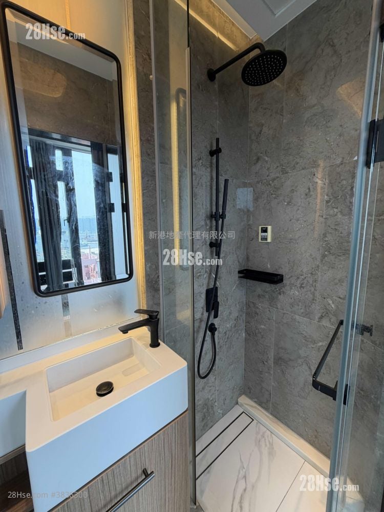 The Vantage Rental Studio , 1 Bathroom 214 ft²