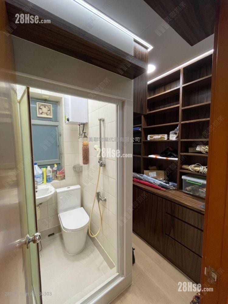 Seaview Crescent Sell 3 Bedrooms , 3 Bathrooms 845 ft²