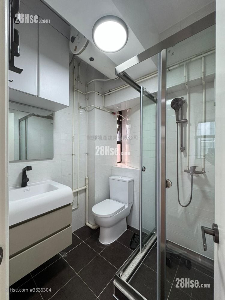 New Knutsford House Rental 2 Bedrooms 447 ft²