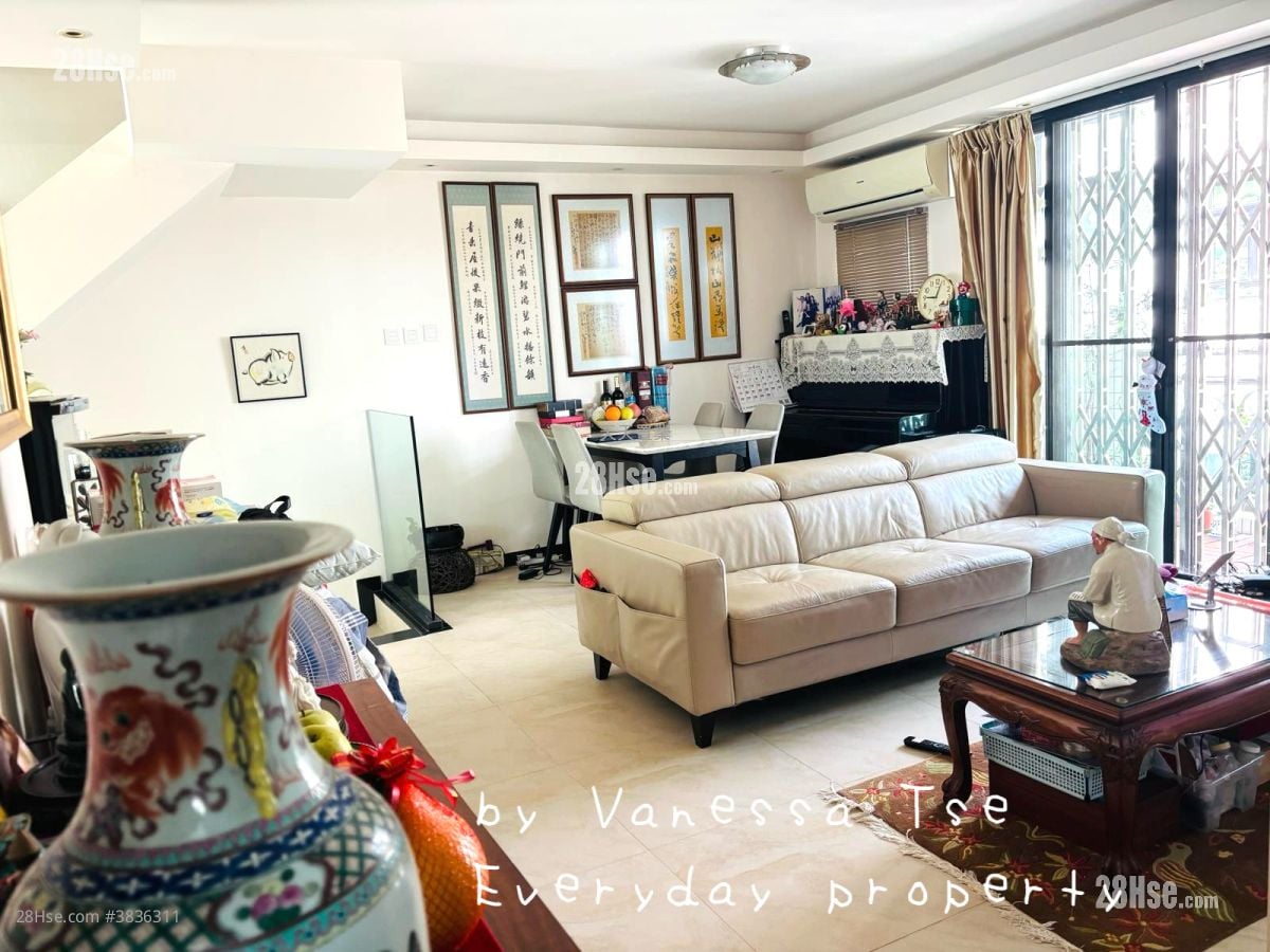 Village House Sell 2 Bedrooms , 2 Bathrooms 700 ft²