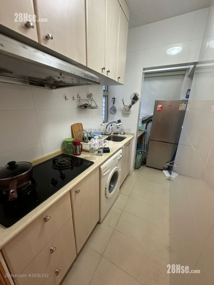 Bo Lun Building Sell 2 Bedrooms 308 ft²